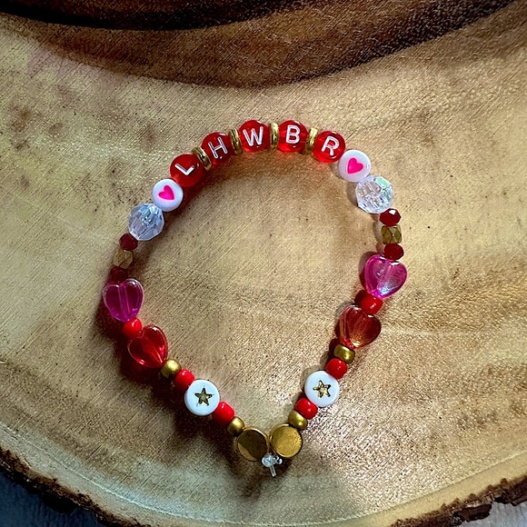 5 for $20 Taylor Swift Friendship Beaded Bracelet
“Loving Him Was Burning Red” - Picture 1 of 1